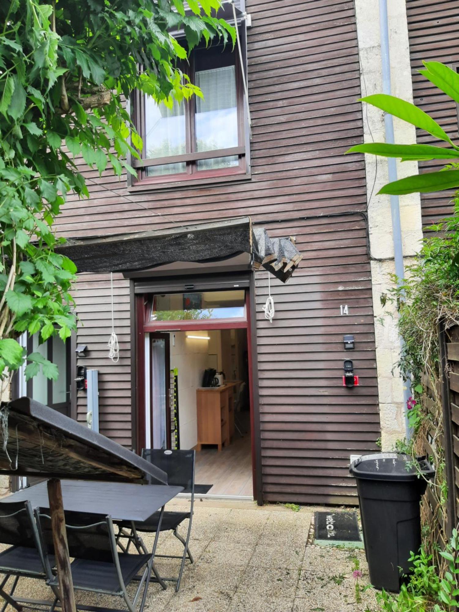 Duplex14H 1Er Etage Jardinet 1 Parking Ou Studio14B Rdc Terrasse Sans Parking Ла-Рошель Экстерьер фото