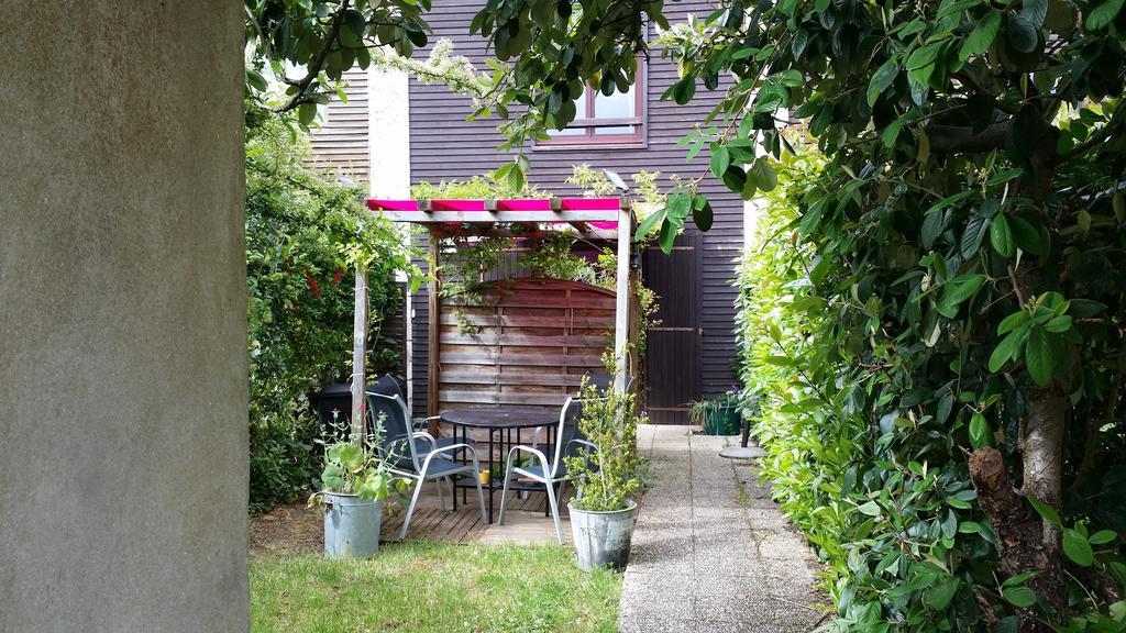 Duplex14H 1Er Etage Jardinet 1 Parking Ou Studio14B Rdc Terrasse Sans Parking Ла-Рошель Экстерьер фото